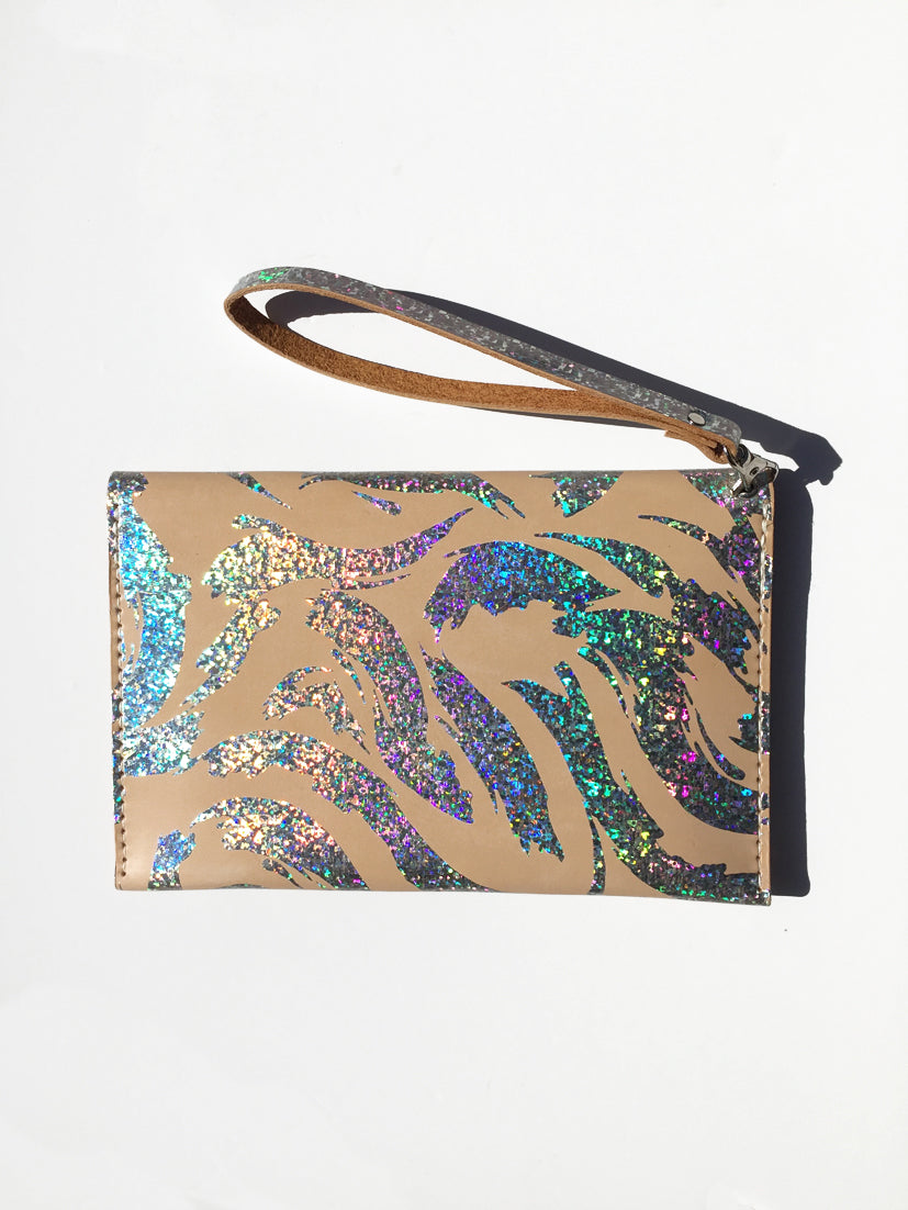 NEW WAVE ENVELOPE CLUTCH - SILVER SPARKLE