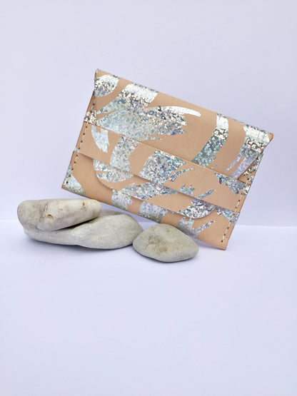 NEW WAVE CARDHOLDER - VEGETABLE TANNED