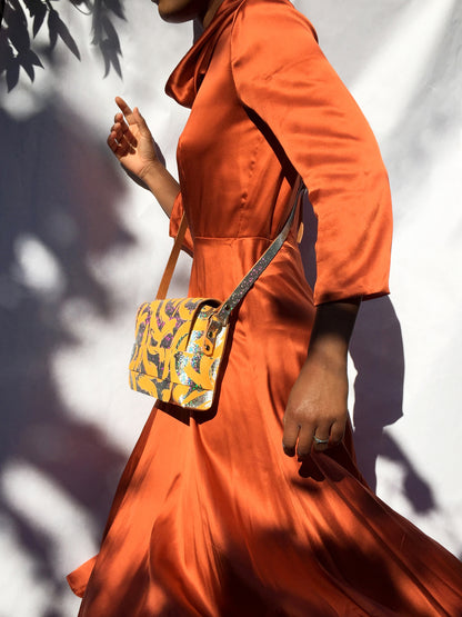 NEW WAVE SHOULDER BAG - DISCO ORANGE - MEDIUM